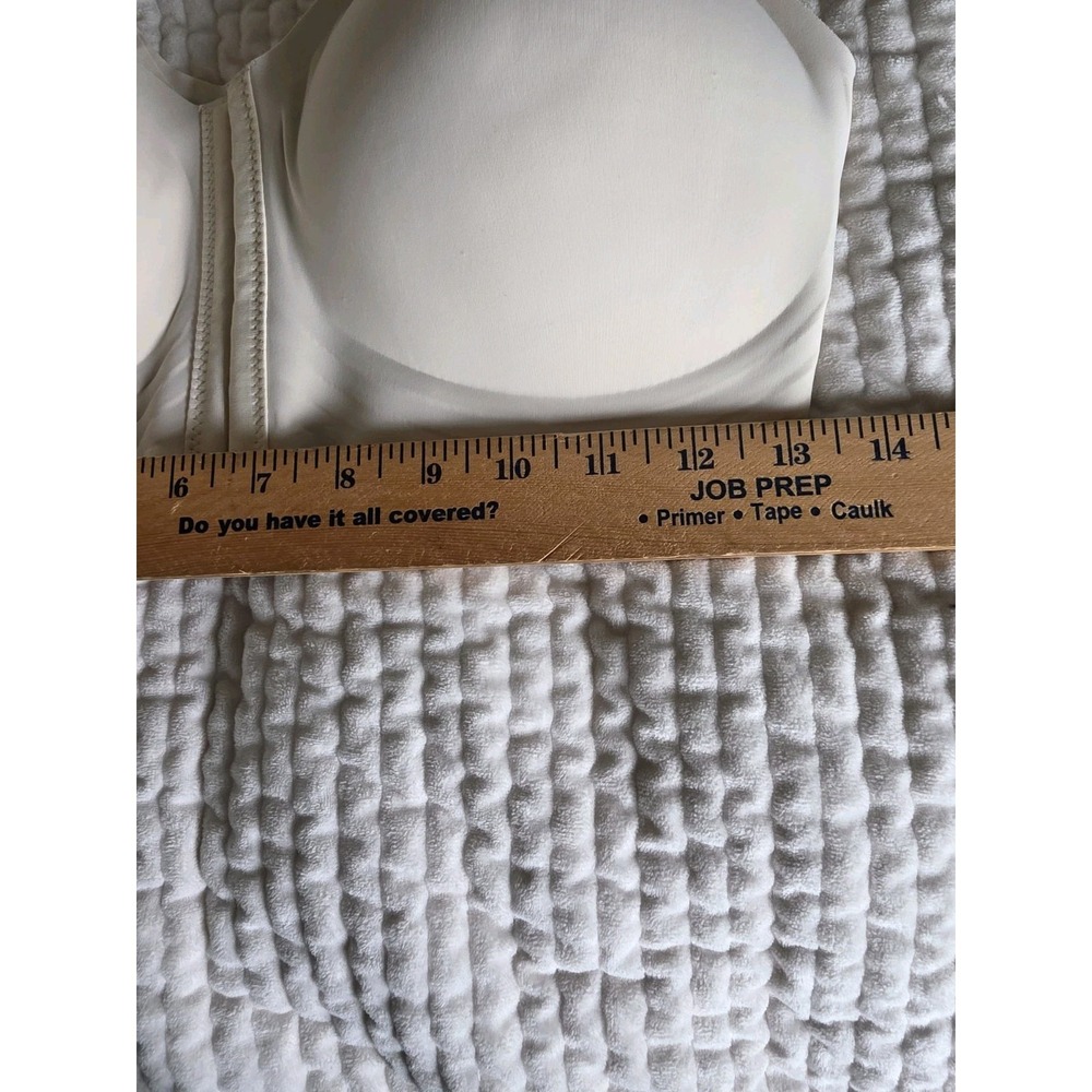 LUNA HUG EMBRACE YOUR CURVES FRONT CLOSURE BEIGE MEDIUM BRA NWT - Picture 2 of 4